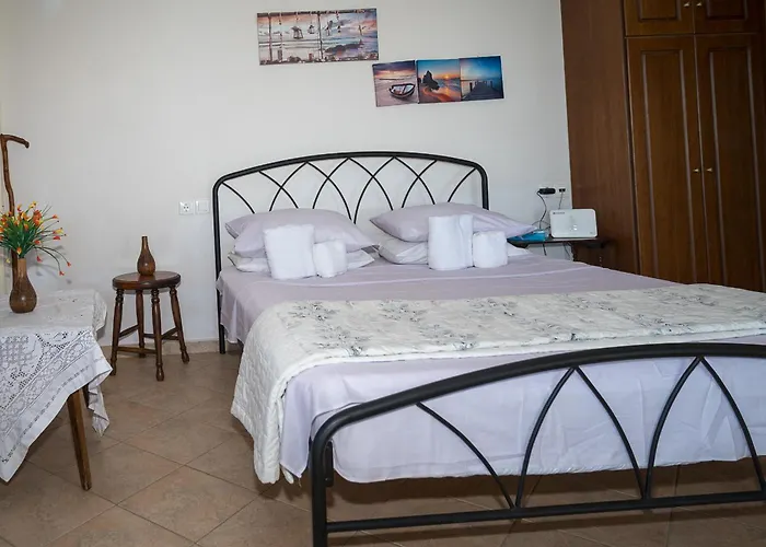 The Bird's Sea View *